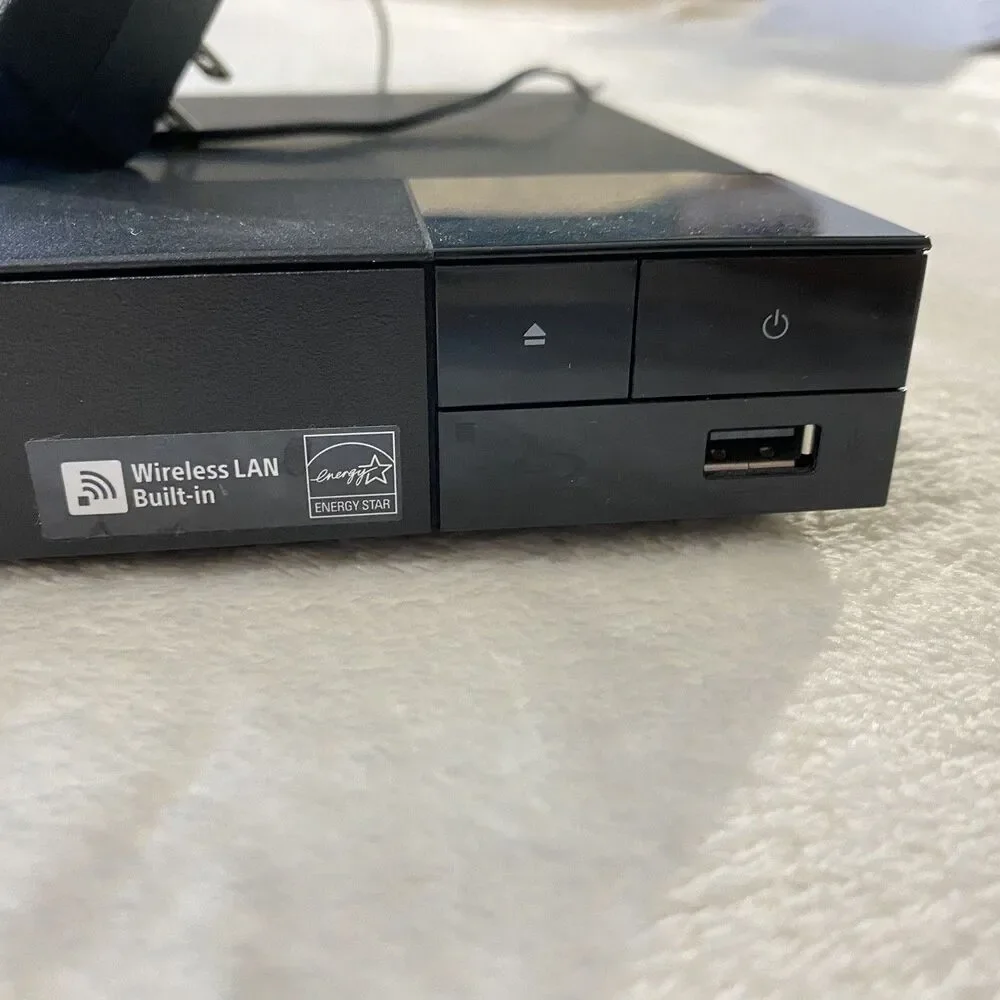 Sony BDP S1700 Blu Ray or DVD Player w/ Power Cord No Remote